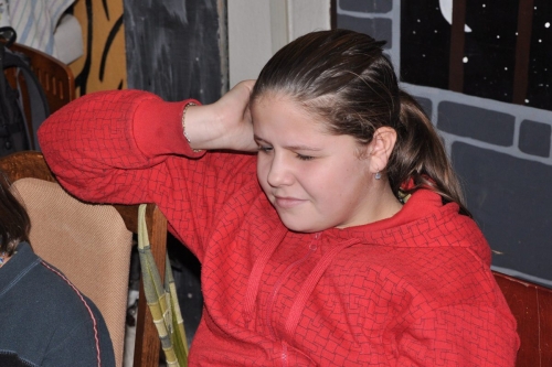 A další rána.