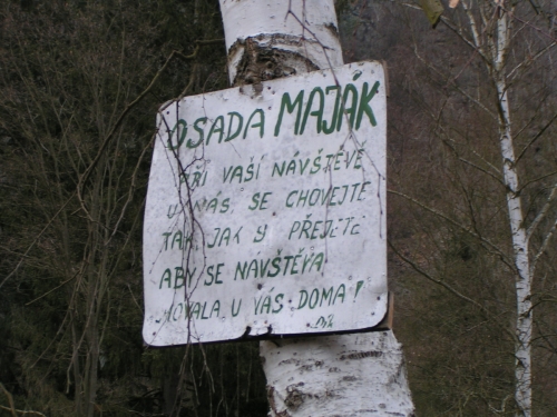 Z trampských osad na Kocábě je už jen torzo. Historii místa připomínají už jen cedule.
