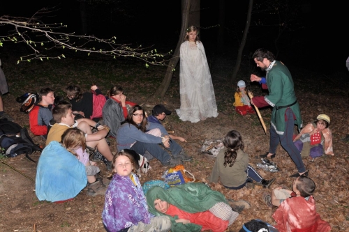 V elfské vesnici, se sličnou paní Galadriel a Celebrimborem